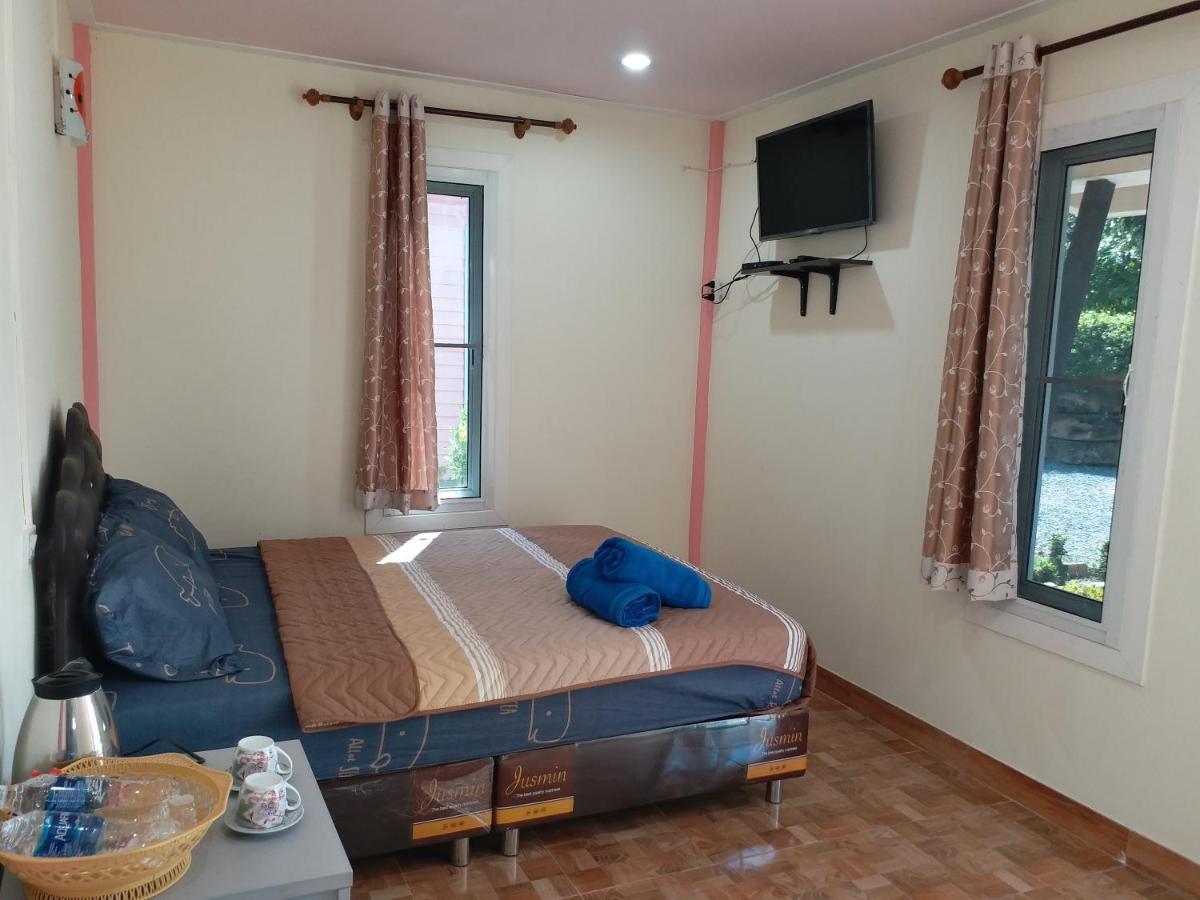 Hotel Baan Hin Sai Suay à Nong Sarai Extérieur photo
